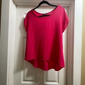 Size small, women’s Flowey shirt